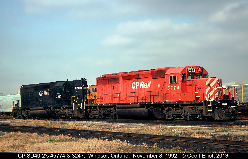 Power for tonight's CP 926 is a pair of CP SD40-2's, including ex-NS 3247, which later became CPRS 5475.