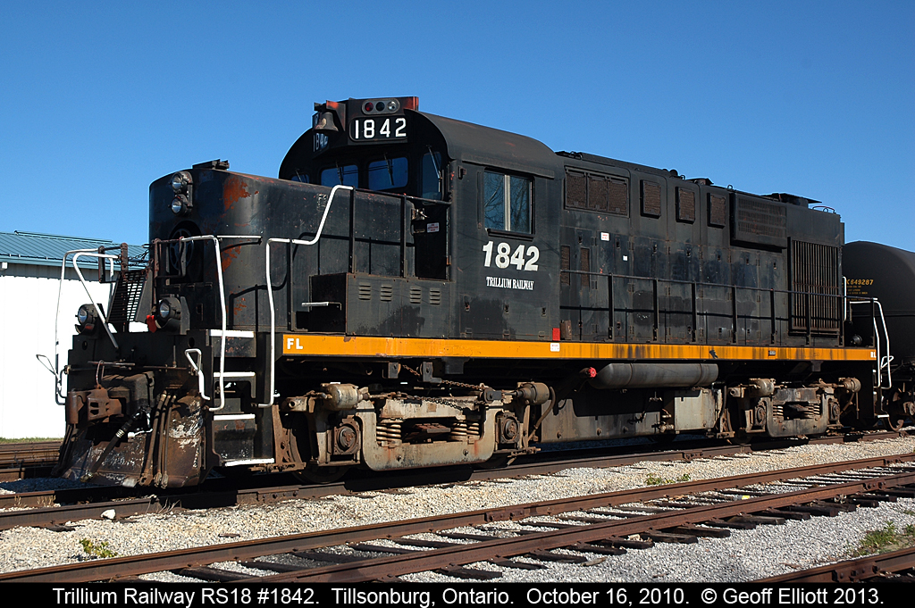 Trillium Railway RS18 #1842 sits quietly in the yard at Tillsonburg, ON.  This day 1842 just gets to sit quietly while a NARCOA motorcar run explores the line from end to end.