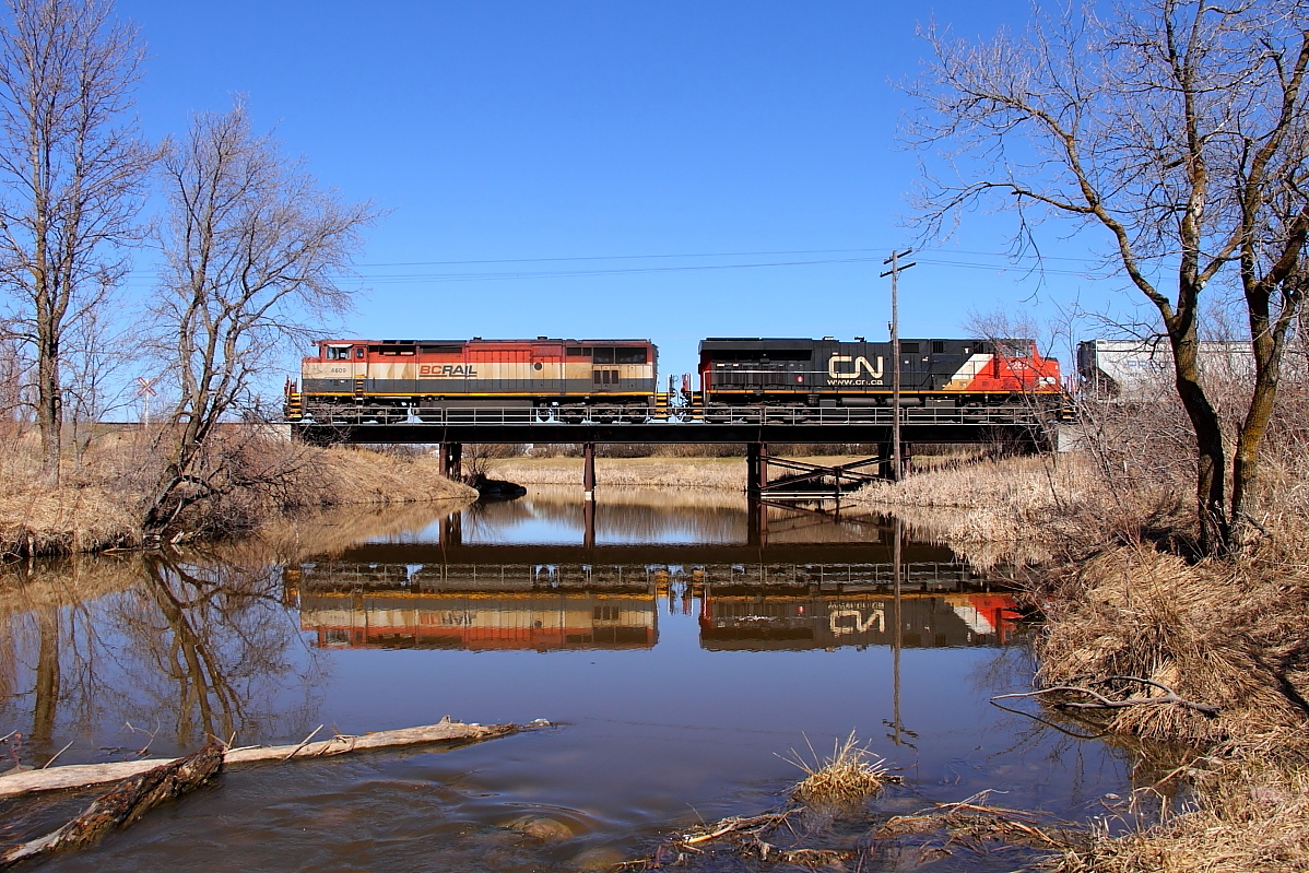 Westbound M349 crosses the Seine River just west of Ste. Anne.