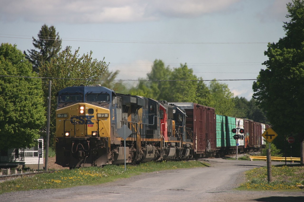 The 327 in St-Stanislas de Kostka , on way to Massena NY !