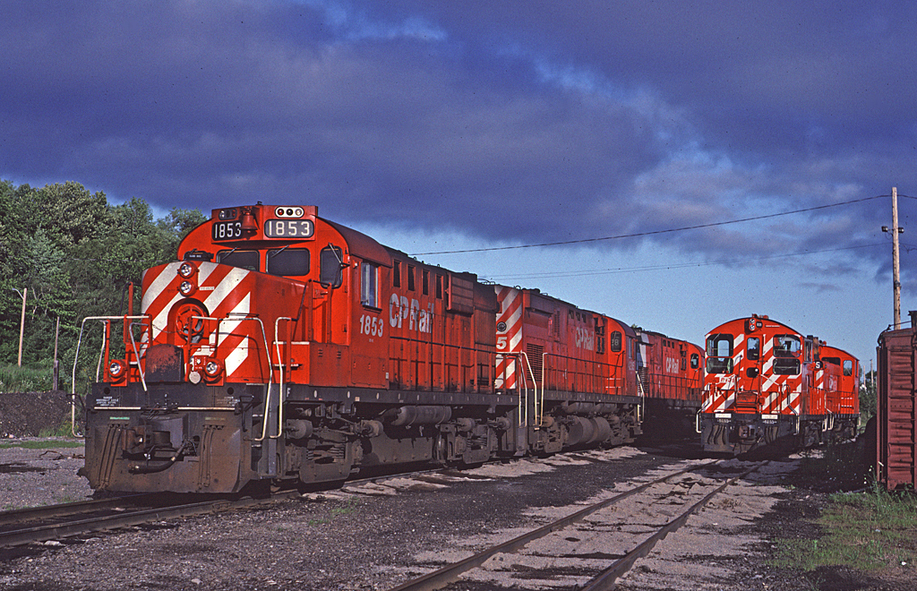 CP Rail RS-18u 1853 was the trailing unit on train #911 from Sudbury. Trains #911/912 usually used a trio of C-424s so seeing an RS-18u was a little unusual. The SW1200RSs on the right were used for local switching.