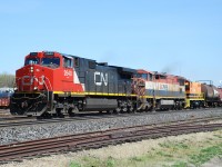 CN 331 with CN 2640, BCOL 4602 and TZPR 1351.