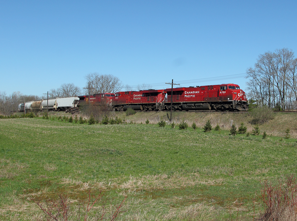 CP 255 curves around a quaint farm on the approach to Puslinch.