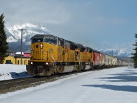 SD9043MACs 8278 and 8275 lead a westbound grain train through Fernie.