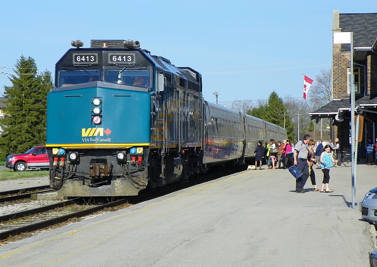 VIA (F40PH-3)6413 at Stratford ON 8:30am Thursday, May 2nd 2013 - f4.5 x 120mm.  Jamie McCardle ( VIA engineer ) here in the foreground.  Jamie's run finished here in Stratford this morning...with his wife picking him up.
