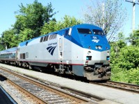 Amtrak loco 150 A P42 DC pulling 5cars on rte 68 Adirondack Montréal to New York (they change crew and loco in Albany N.York state today was on north track because the CN rte 120 to Halifax was on South track nice morning but cold 