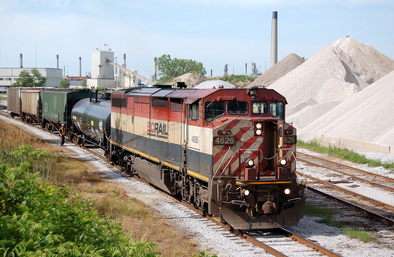 Suprise! BC Rail 4626 works todays CN IOL local in Sarnia, seen here in the waterfront "E" yard preparing cars for Imperial Oil and Cargill AgHorizons.