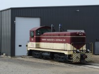 TH&B 51 sits outside at the OSR shops with pales on her stacks. The pales aren't tapped down hopfully a sign she will bemoving under herown power shorthly.