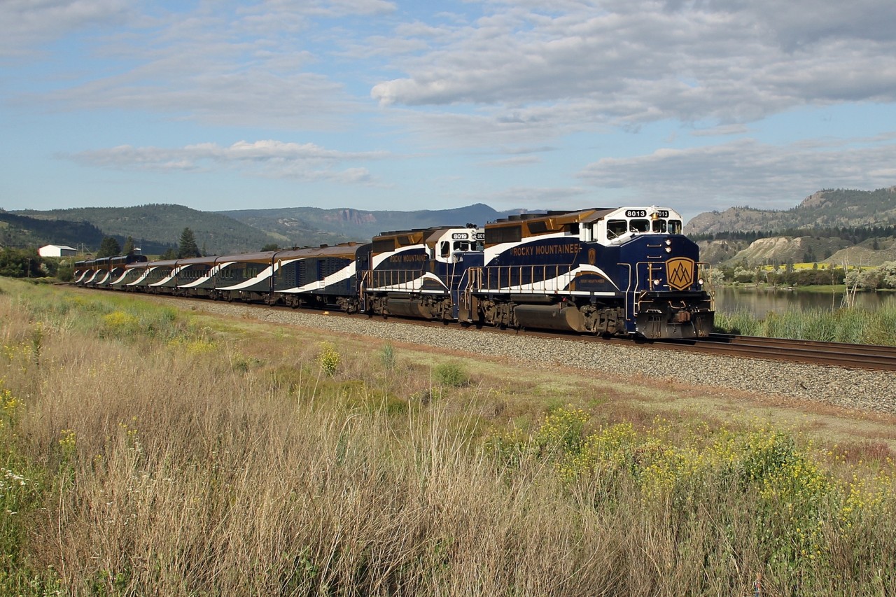 GP40-2L(W) 8013 and GP40-2 8019 lead the Calgary section of the Rocky Mountaineer eastbound on CP Rail's Shuswap Sub.