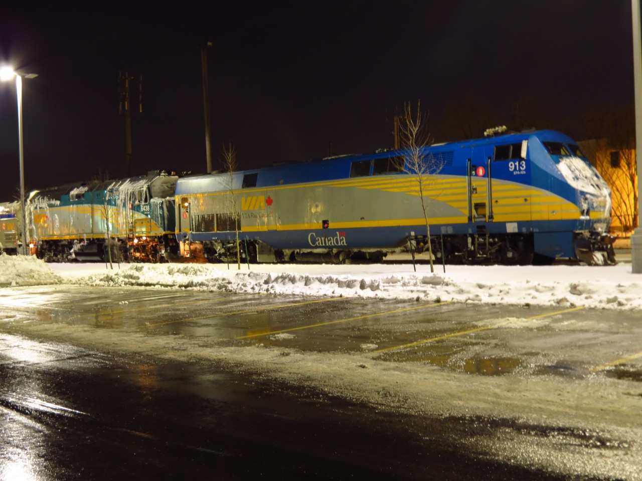 A very late VIA no75 arrives in Windsor under a blanket of thick ice and snow.  This train was delayed due to a snowstorm between Montreal and Kingston.  It actually arrived on VIA number 79's time...VIA 79 was only 45 minutes behind this train and had to wait at Tecumseh for VIA 75 to duck into the wye at Jefferson.  It was neat to see a VIA meet at Jefferson.  My good ole railfanning spot when I was in my teens.