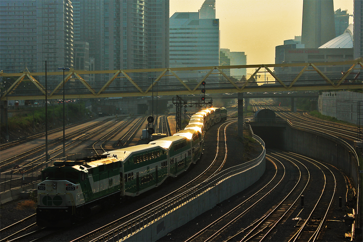 One of the last remaining F59PH's shoves an L10L consist into Toronto Union Station. Notice the cab car behind the locomotive. This would normally be the control cab at this end of the train, with the MPI unit at the far end, however a few consists have this configuration.