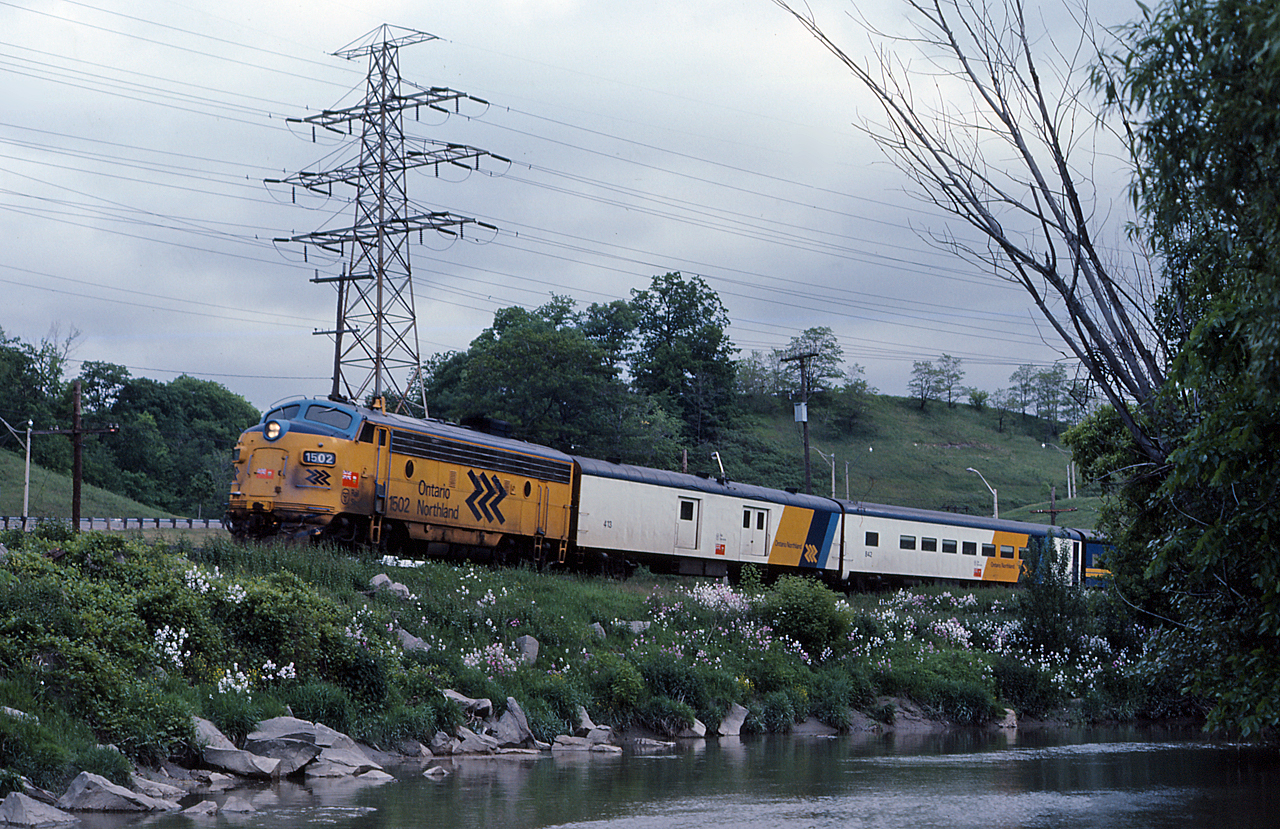 ONT 1502 leads train 88 as it snakes through the Don Valley at Pottery Road.