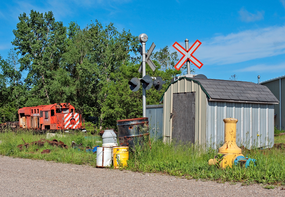 Just like cows that are put out to pasture for grazing, same applies to locomotives well except for the grazing part but you know the deal.