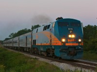 For the first time this year I caught VIA 75 in light. Tomorrow marks the longest day of the year, and also the countdown of the days you can still catch her in SOME light. Here we have 910 leading a rake of stainless steel equipment; a "proper" train including baggage car. Even I must admit that the P42 doesn't look THAT bad with coaches that somewhat match it's height.