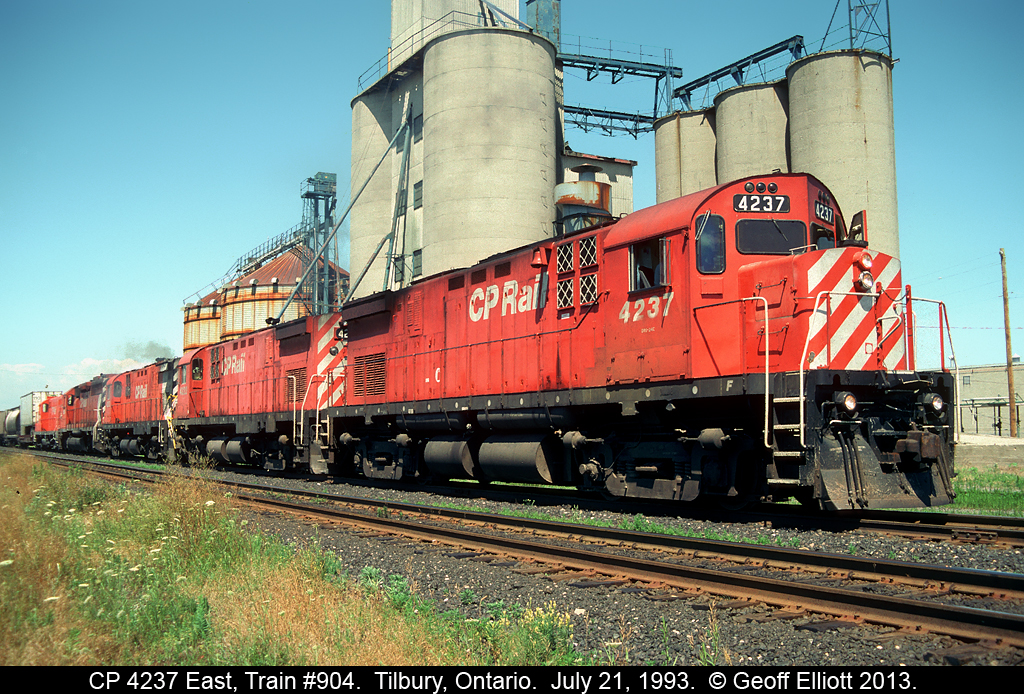 A trio of C424m's lead a couple GMDD stragglers (including an ex-TH&B GP7) on today's 904 train.  I think everything in this picture is now gone.  The mill was leveled, the Alco's sold/scrapped, the GP7 is long gone, and the SD40 is also likely gone....  Amazing how 20 years can change things!!! :-(