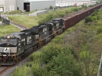 Was tipped off that this Herzog train came up from Buffalo this afternoon and is destined for the prairies. The short train was making great time despite having met 547 at Ash.