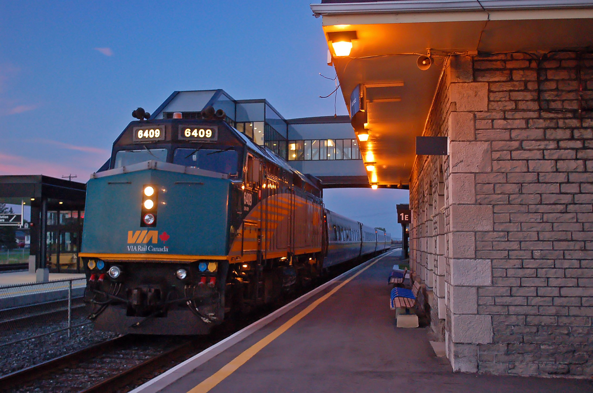 VIA train 659, led by F40PH #6409, at Belleville station after arriving from Montreal via Ottawa from a connection with VIA train 15, the 'Ocean Limited'. For more pics & video from my collection see  http://northamericabyrail.info