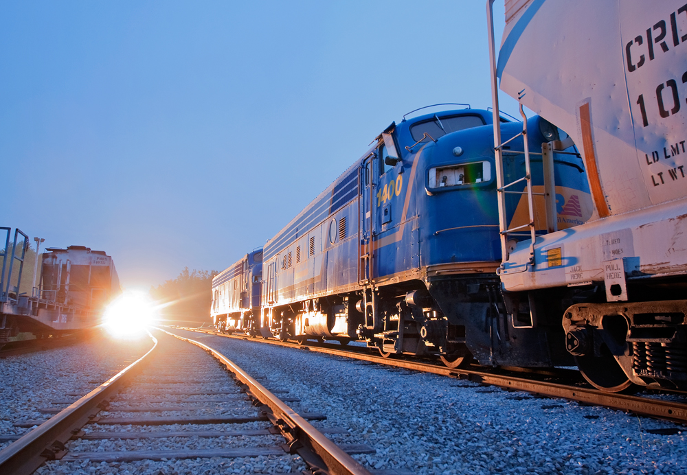 They say before death you'll see a light at the end of the tunnel but for these two F units, this bright light is of a GP38-2 coming into WGOA3 to lift both F units and 4 cars from the GJR. The units will travel on the London Pickup to Woodstock from there will be set off for the St. Thomas boys to lift then continue south to Salford where the shop staff will work there magic on one of the units for it's eventual return to active freight service.