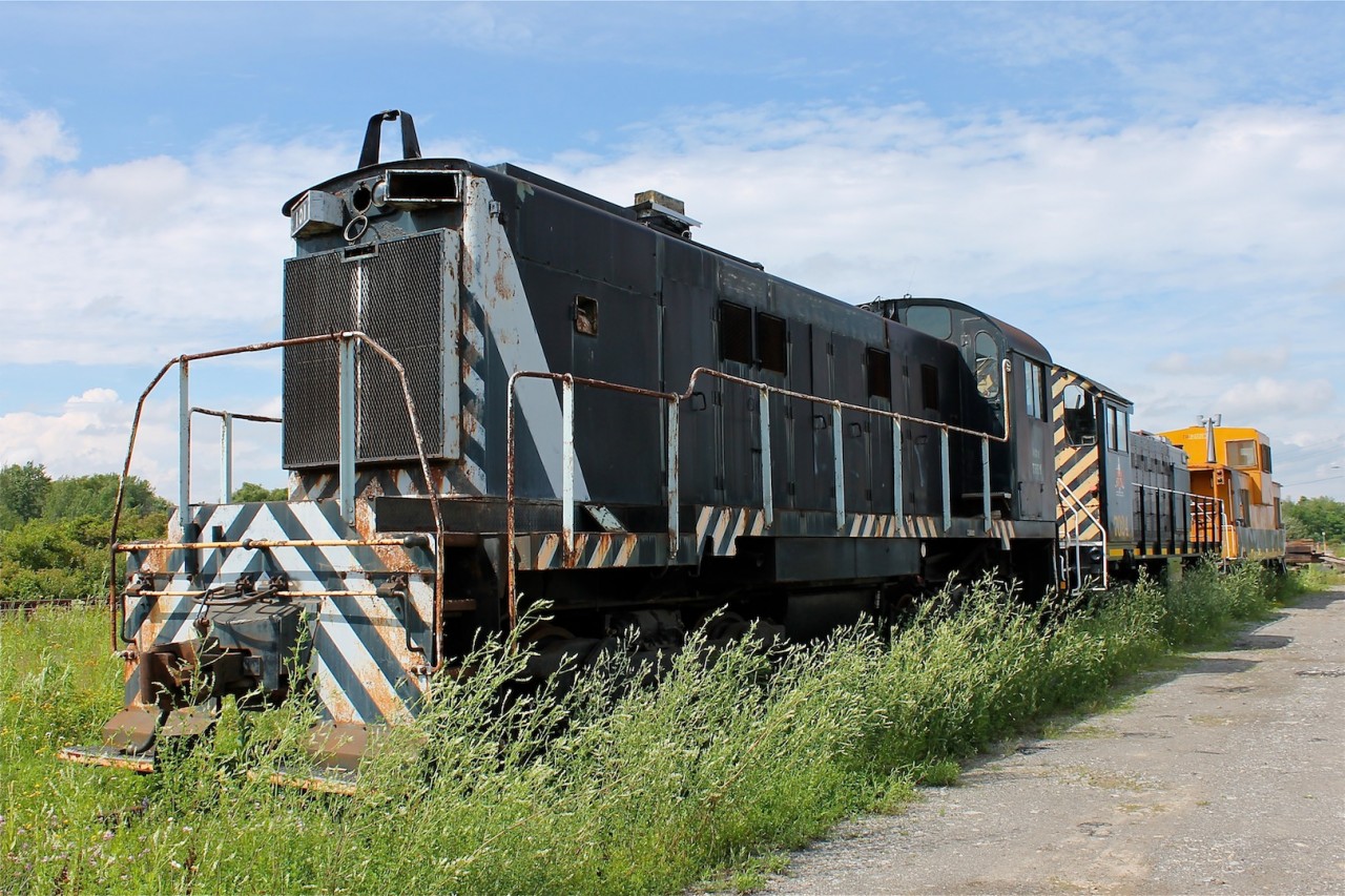 Sitting at the former site of Atlas steel in Welland Ontario sit a surprising group of hidden gems. Upon crossing the tracks I spotted a former CP van and slowed down for a closer look. After returning back to the apartment to grab my cameras we ventured back to the site where we were greeted by two employees from the industry who showed us to the units. Sadly the lead unit looks to be in declining shape, although the second and the van were in better condition the rusted wheels were a a give-away of their long slumber on the industrial side track.