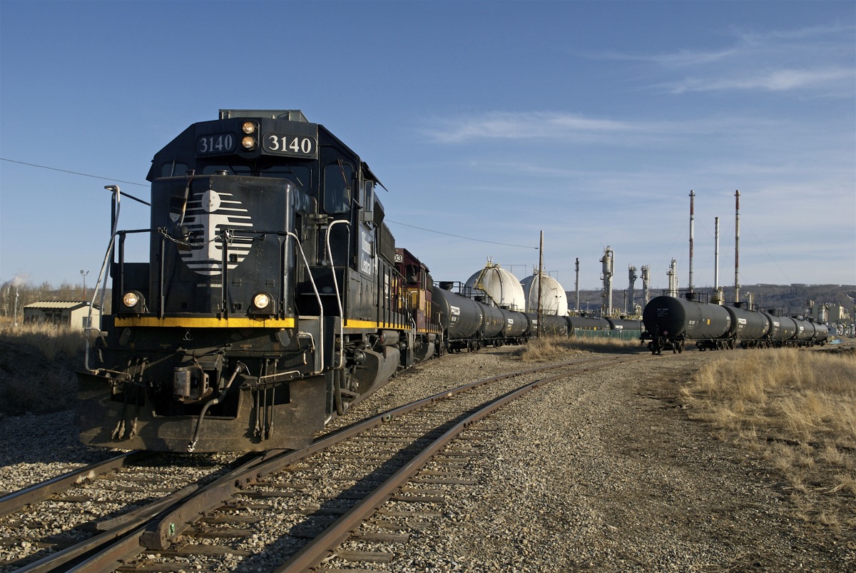 IC 3140 and WC 2003 are in the process of switching one of Taylor's two gas plants. CN's fleet of four axel units is quite small and many are confined to the former BCR.