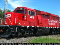 Looking more like a bulldozer to me, CP GP20C-ECO #2212, is on the point of train T29 on it's way back to Windsor.  Eventhough it looks weird I'll take it over the regular parade of GE's that seem to ruin a good railfanning day.