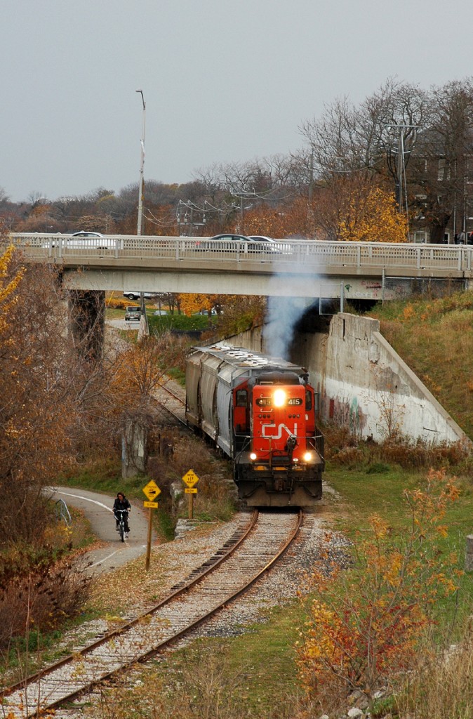 CN 4115 returning from Johnsons Wax with 3 cars