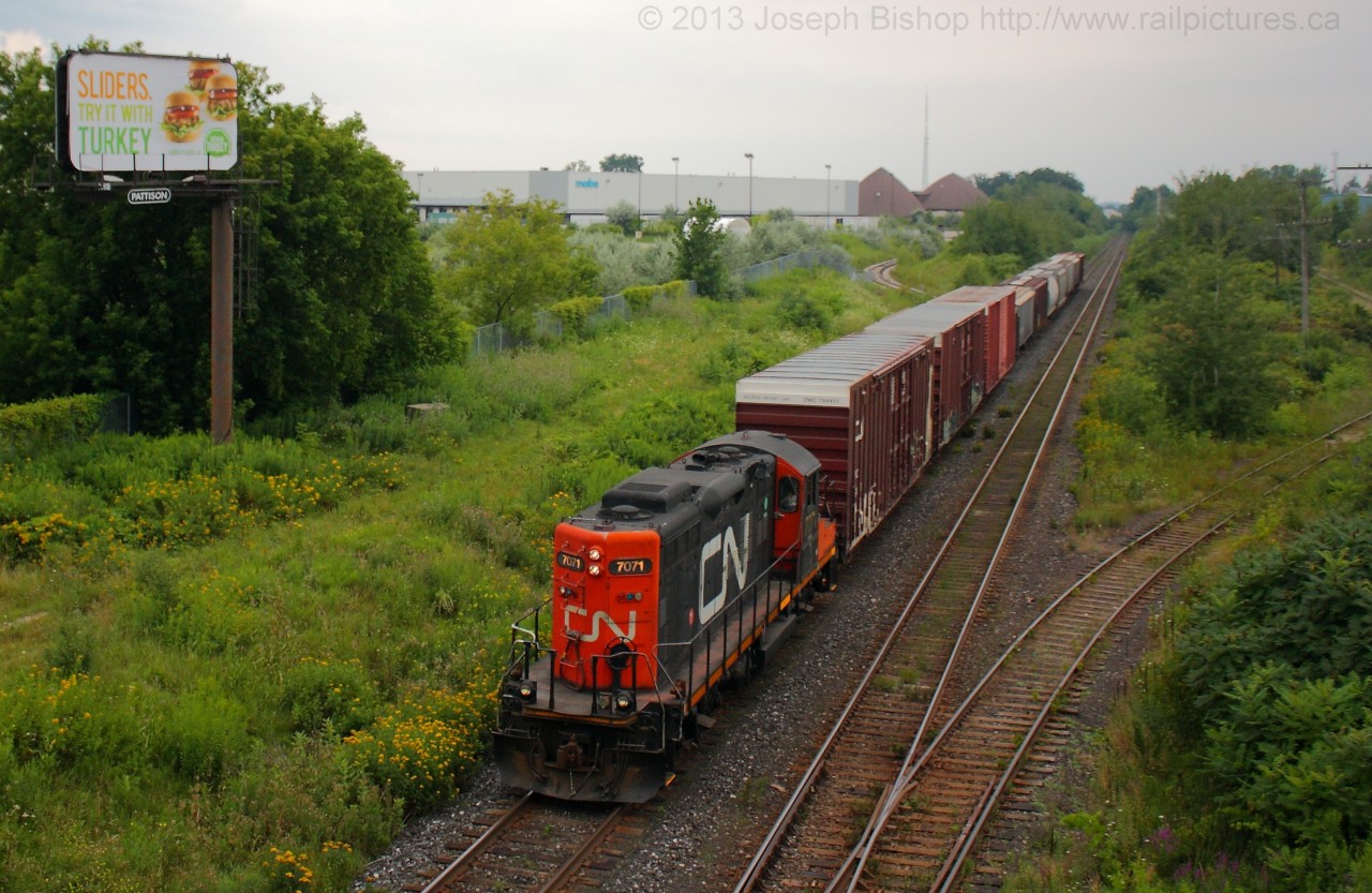 CN 580 has finished its work at Mabe and will be switching over to the North track at Massey's to work the industries on the North track.