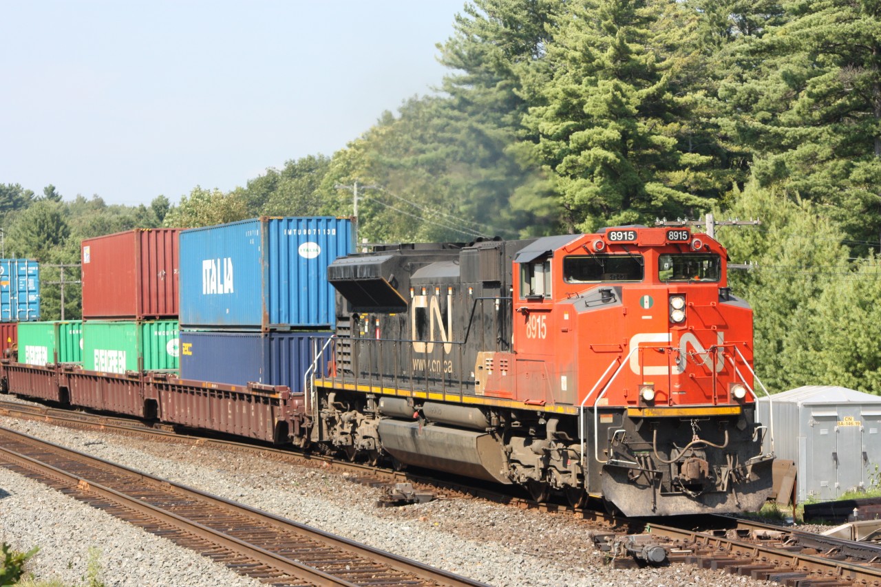 Once the tail end of CN 301 cleared the DRZ plant, X104, with a solo 8915, pulled out of South Parry, to begin the final leg of its journey to Brampton Intermodal Terminal.  X104 was to meet Q107 further south at Sparrow Lake.
