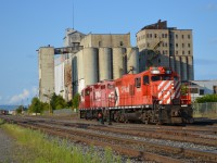 CP 1643 & CP 1526 running light to there next job, head west in Thunder Bay. 