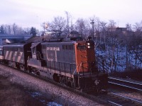 GTW 4918 leads an eastbound passenger train through Bayview in January, 1974.
