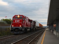I have finally managed to catch on of these. A Shiny Ex SOO SD60 leads yesterday's 132 Expressway.