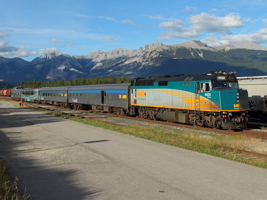 VIA #6 backs down track 1 to pull into the station track. The Rocky Mountainner had arrived 10 minutes earlier necessitating the Prince Rupert train to run around the wye prior to unloading it's passengers.