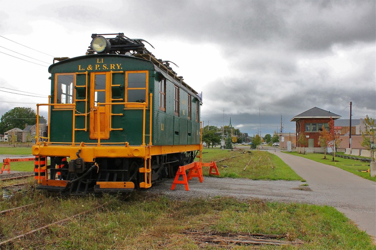 L&PS RY L1 on display at BX tower today under gloomy skies, the weather didn't seem to dampen spirits though! Today was a fantastic day around the new station and the ECRM! Thanks everybody who helped to make it happen!