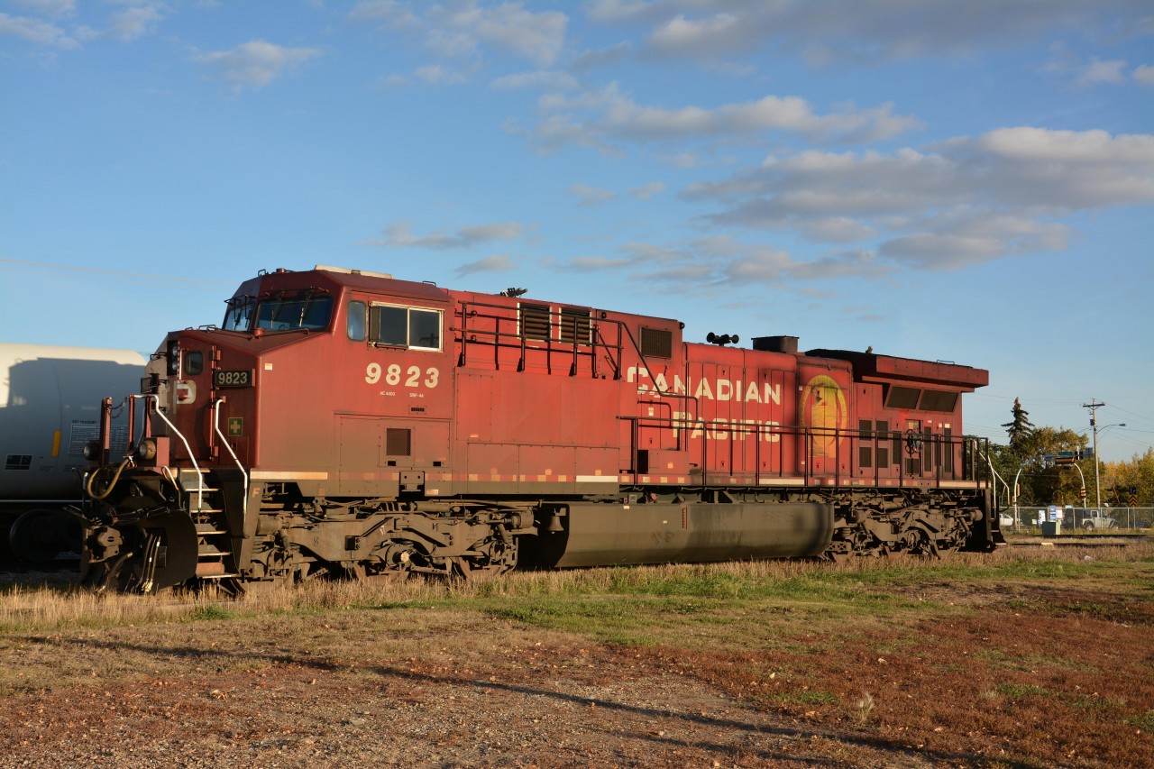 CP AC4400CW basks in the evening sun on the elevator spur at Leduc, AB Sep 26, 2013.