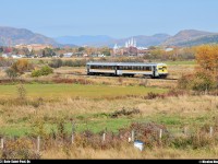 LMCX 1023 leads the shuttle between Baie-Saint-Paul, Qc and Petite-Rivière-Saint-François, Qc. I know that unit come from Germany, but I don't have more info.