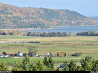 In the fall colors, TTC 623 returns to Québec after a nice day on the Charlevoix Subdivision.