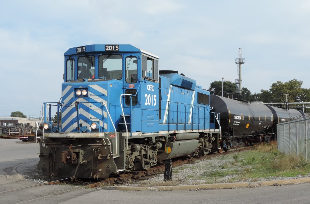 With three tank cars in tow, CEFX 2015 departs Biox Canada.