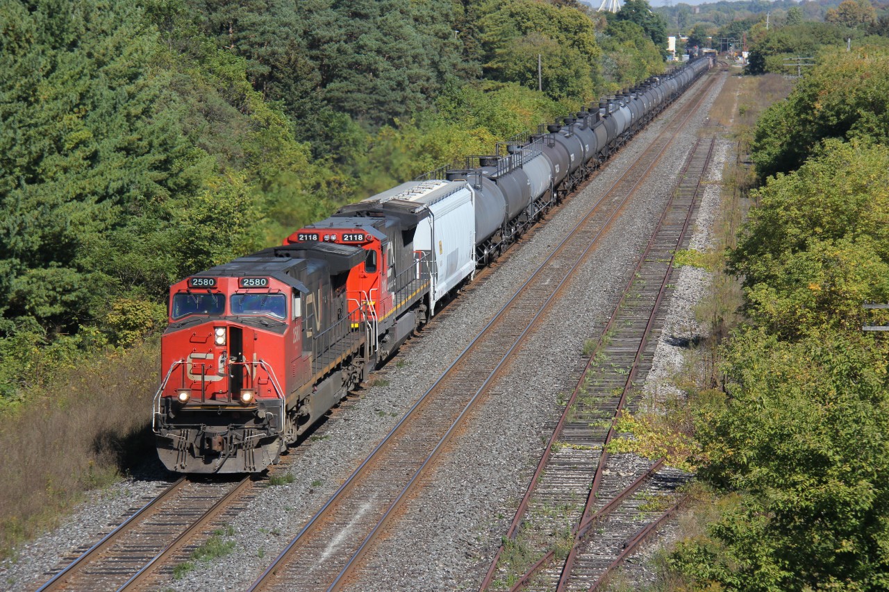 CN 331 with CN 2580 and CN 2118 charges westward out of Ingersoll towards London.