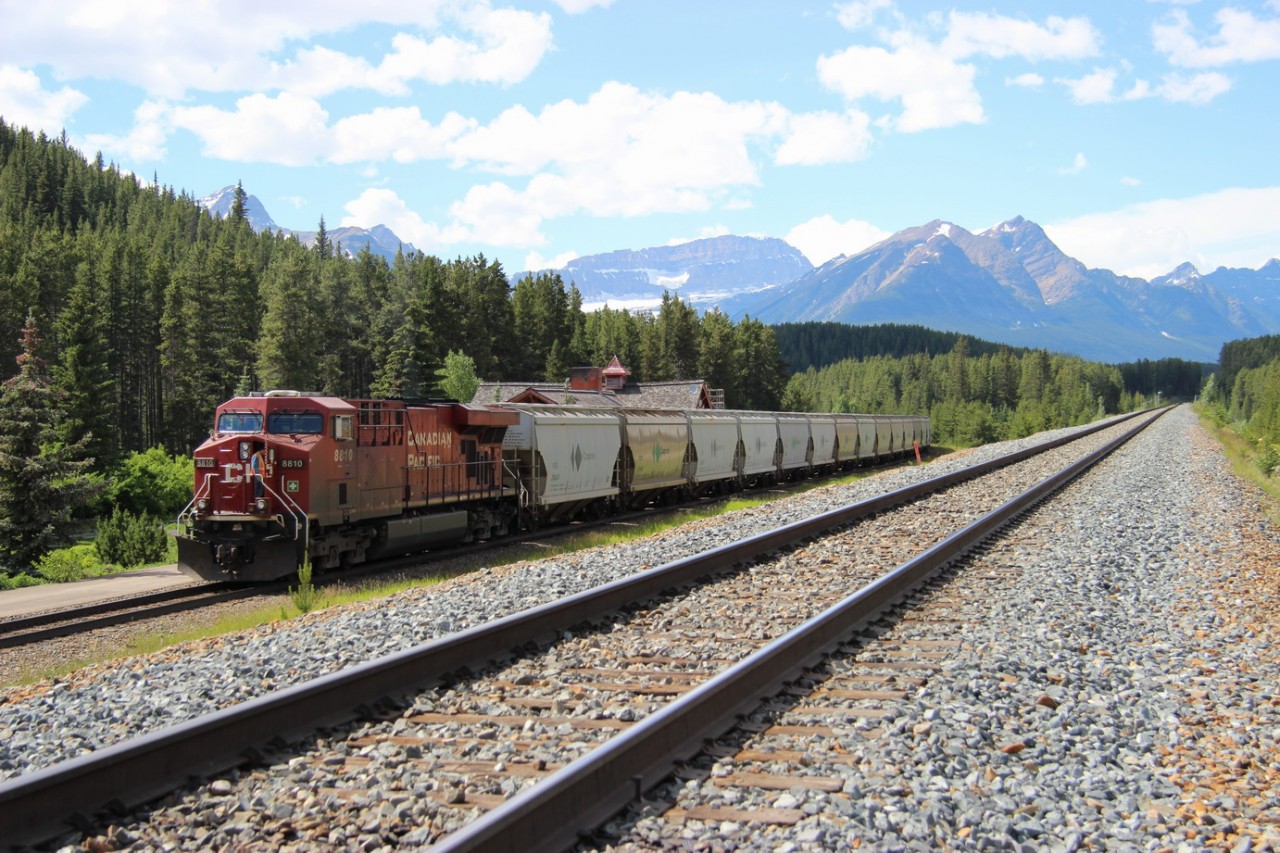CP 8810 waits on the siding in Lake Louise for opposing traffic.