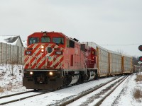 722 arriving at Quebec Street yard with CP 9011 - CP 8745