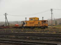 CP 434402 sits with several other pieces of CP nostalgia on the shop track in White River, all in very good shape for their age. Between these old Angus vans and CN's old Pointe St Charles vans it's hard for me to pick a personal favorite! 