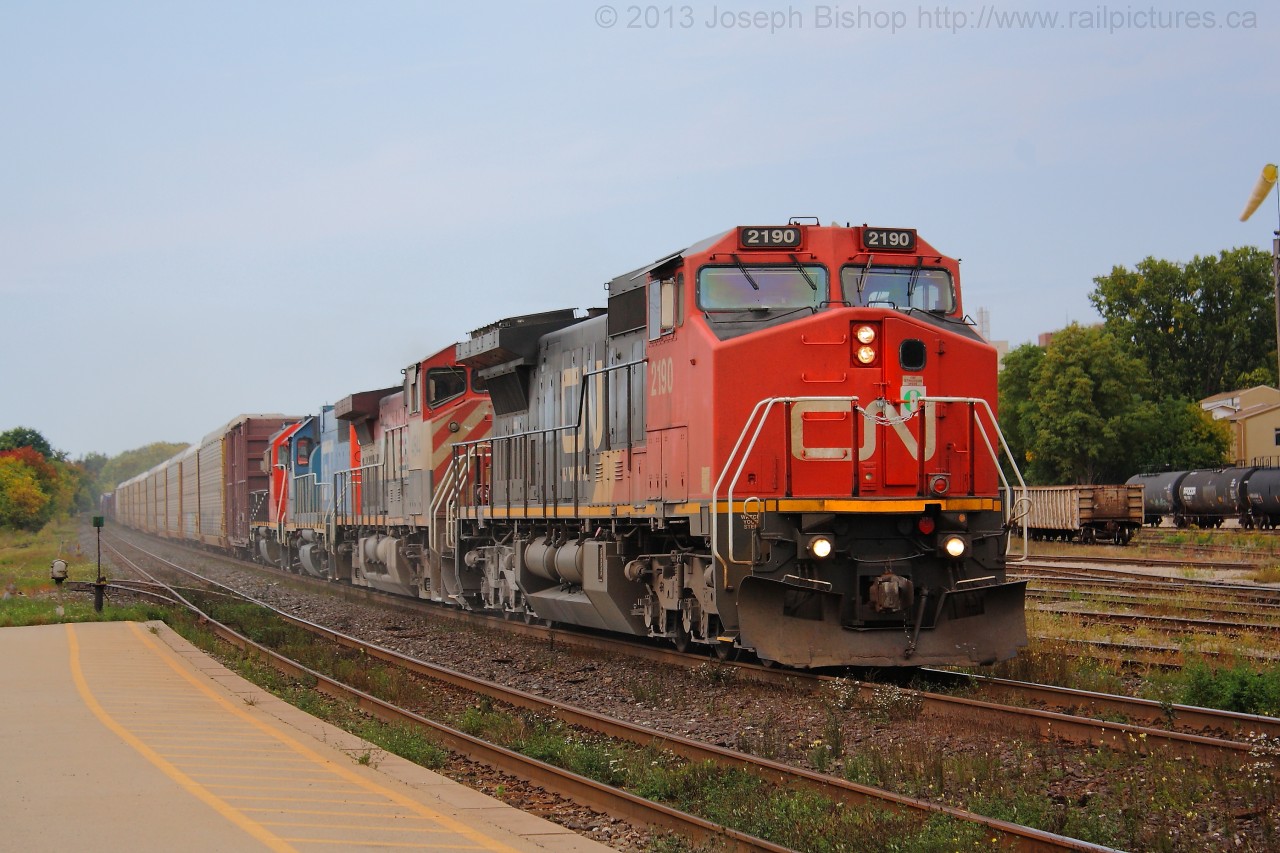 CN 382 makes its way through Brantford with an amazing consist.  The consist in order is CN 2190, BCOL 4644, GTW  4927 and GTW 4915.  Not one of the units in this consist started their lives under CN ownership.  It was a nice lunch hour surprise!