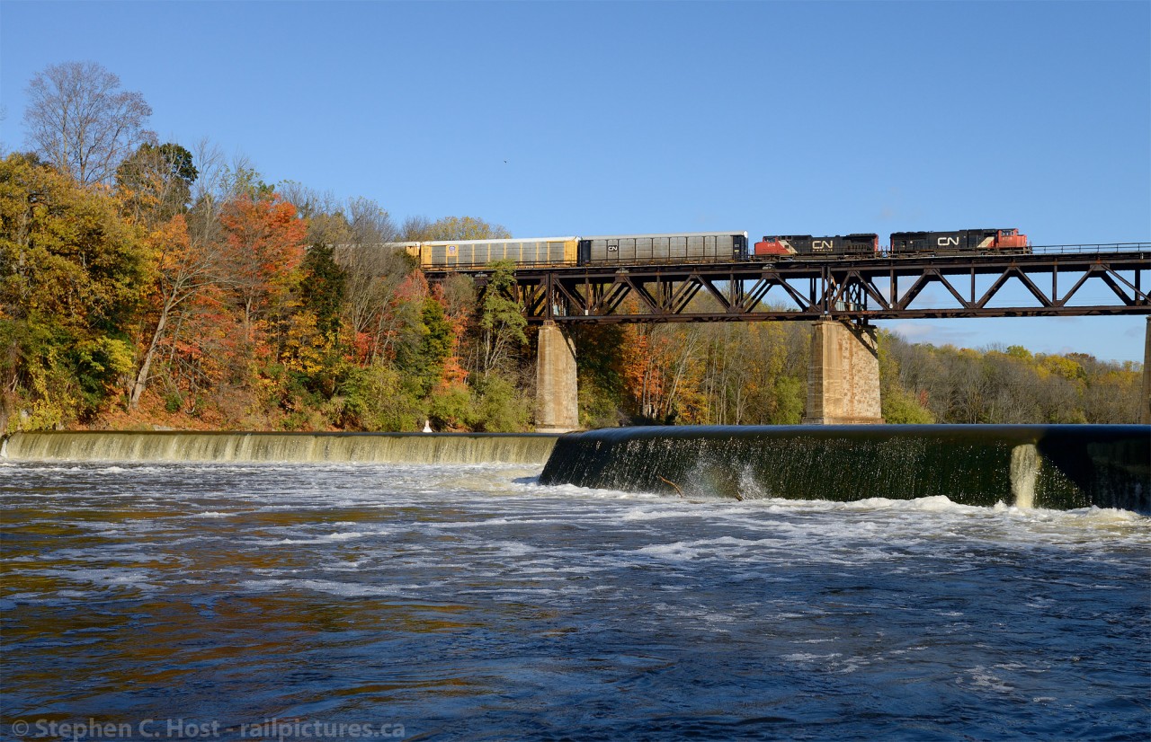 CN 148 is passing over the Grand River and former mill site at Paris, Ontario.