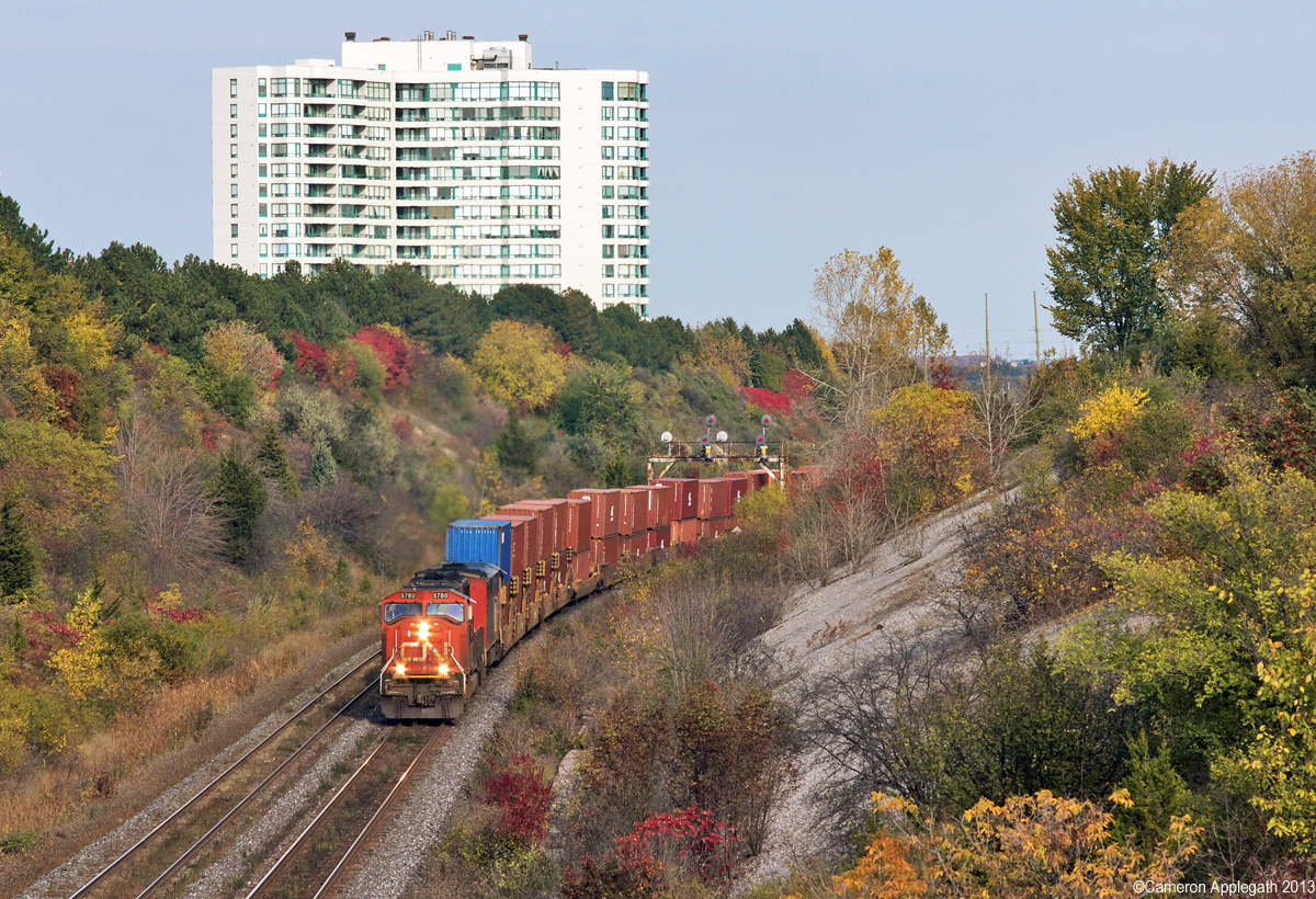 CN Q149 grinds up hill at Hilda.
