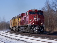 The class leader is in charge of a 608 as it rolls around the bend at Lovekin. The trailer is UP 9376, a sign of more FPON  that is becoming more and more common in Ontario.