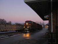 CP 9500 - on CN tracks, leading a 101 car U711 through Brantford