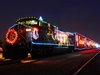 The holiday train makes it's final stop in Canada before heading State side, the turn out for the event seemed very good and it was difficult to get shot free of families.