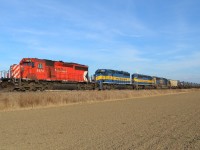 CP 641 heads westbound thru Haycroft led by CP 5872, ICE 6448, ICE 6405 & CSX 8707