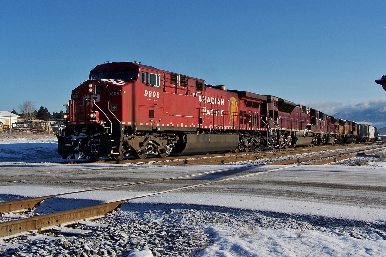CP AC4400CW 9808, CEFX SD9043MAC 124, CEFX SD9043MAC 109, and UP SD9043MAC 8106 work at the west end of Cranbrook Yard.