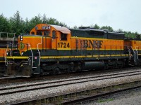 BNSF SD9m 1724 travels east trough New Westminster Yard. This unit would operate in the Vancouver area until March of 2008 when it suffered a broken water pump and was replaced by GP38-2 2266.